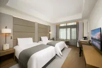 Shunhui Century Baden Hotel Hotels near Sichuan College of Traditional Chinese Medicine North Area