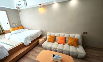 Jiao'ao Homestay (Qingdao May Fourth Square Ningxia Road Subway Station)