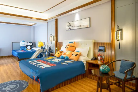 Yuandong Hualun Hotel