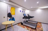 STAR  CITY   HOTEL Hotels in Delingha