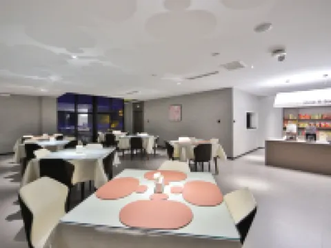 Rhyme Holiday Homestay Hotels in Longjing