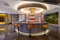 Holiday Inn Chaozhou Hefu Manor - bar
