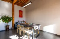 Jiu jian tang · Yin su (Luoshi Temple Cultural Square) Hotels in Wuwei