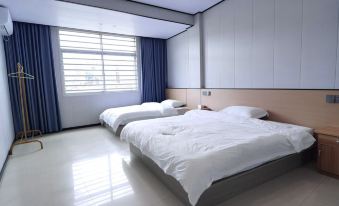 Pingtan Haolaiwu Chinese Inn (Longwangtou Beach)