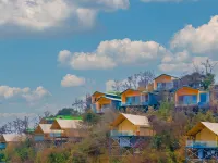 Longyin Cangshanxiao Hotel (Jiuhuang Mountain Rear Scenic Area) Hotels in Beichuan