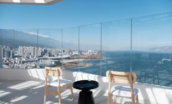 Dali BoMan Sea View Hotel (Erhai Park Branch)