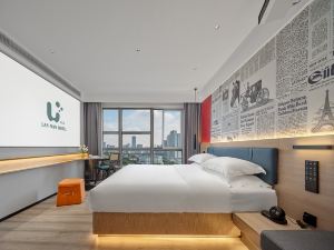 Lanwan Hotel (Guangzhou Shamian Island Yongqingfang Branch)