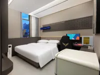 i Electronic Sports Hotel (Zhengzhou Huayuan Road Grand Emporium) Hotels near Zhengzhou Zoological Garden