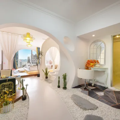 New Chongqing Orange B&B Hotels near Hongya Cave