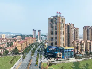 이쟈무 호텔 (뤄디)