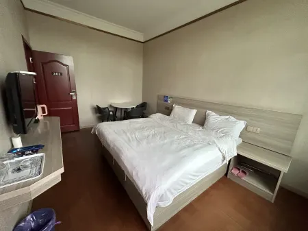 Xingguo Ronghui Travel Service Отели рядом с достопримечательностью «Lianjiang Academy»