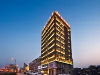 Homeinn Selected Hotel (Songyuan Qianguo Wulan Avenue Railway Station) Hotel di Qian Gorlos