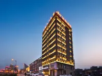 Homeinn Selected Hotel (Songyuan Qianguo Wulan Avenue Railway Station) Hotels in Qianguo