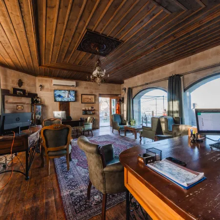 Sultan Cave Suites