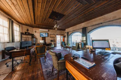Sultan Cave Suites