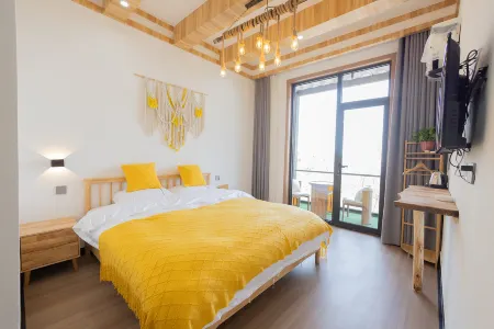 Huixian Wanxianshan Guanri Building Tourism Farm Отели рядом с достопримечательностью «Nanping Town»