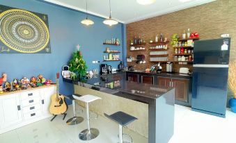 Spacious Private Villa Modern Style Near Beach