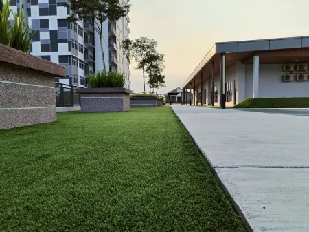Camellia Residence ForestView near Eco Palladium Seri Austin Johor Bahru by  Harmony Homestay Отели рядом с достопримечательностью «The ARC at Austin Hill»