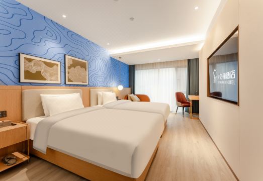 장안리 호텔 객실