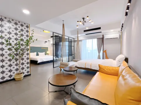 雲鉑馨居酒店公寓（清暉園遊客服務中心大良鐘樓地鐵站店）