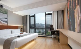 Changsha Yinlu · Lanlin Light Luxury Hotel (Dazhong Media College)