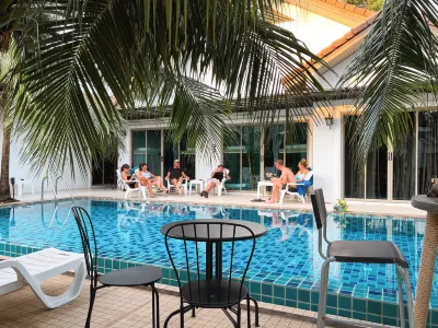 The Snug Airportel Hotels in Phuket