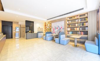 Hanting Youjia Hotel (Dalian Zhongshanguangchang Harbour Plaza)