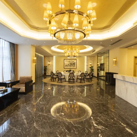 Xinxing Century Hotel
