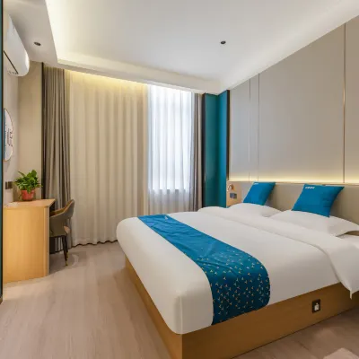 Yueying Hotel (Qingdao North Station Shuiqinggou Subway Station) Отели рядом с достопримечательностью «Циндао, 2-й рабочий дворец культуры»