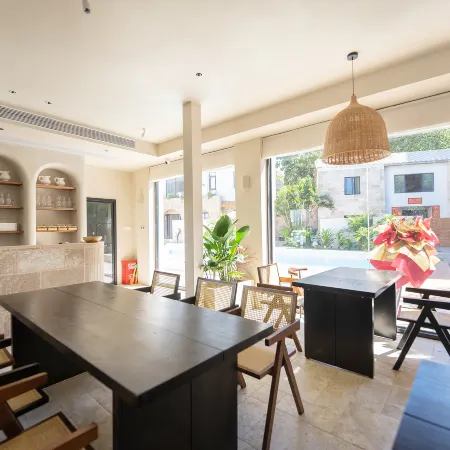 Weizhou Island Mountain and Sea Villa (Dishui Danping Store)