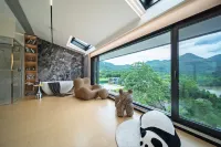辰悠朵悅·180°湖山雙景溯溪親子度假villa美宿（雲上草原店）
