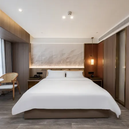 Le Shan MANPHU Cinema•ZenGardenCharmChoiceHotel