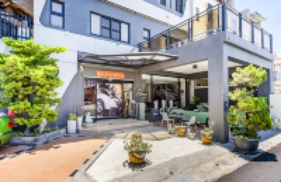 Happiness Romantic B&B Hotels in Donggang Town