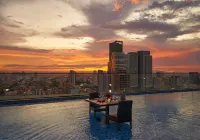 Luxcity Hotel & Apartment - piscina