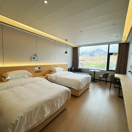 Jilong FuYang Hotel