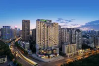 Days Hotel by Wyndham Changsha Downtown Hotel in zona Capital Construction Office of Hunan Tax College