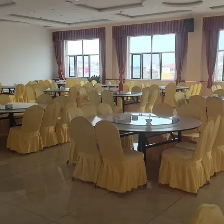 Xilinhot Yayue Hotel