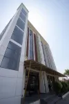 Monarch Express Chakan Hotels in Chakan