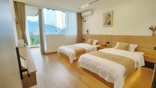 Yueer Hotel