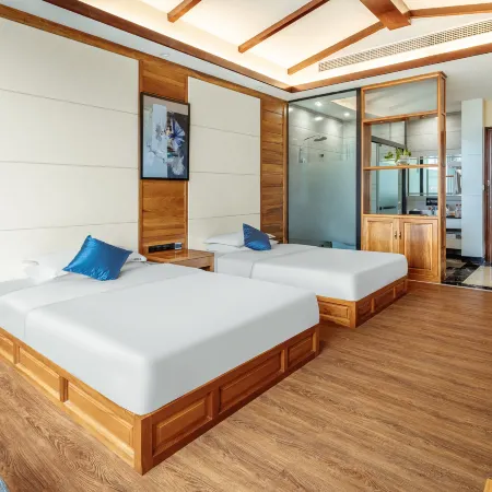 Baoshan Jiahu Hotel