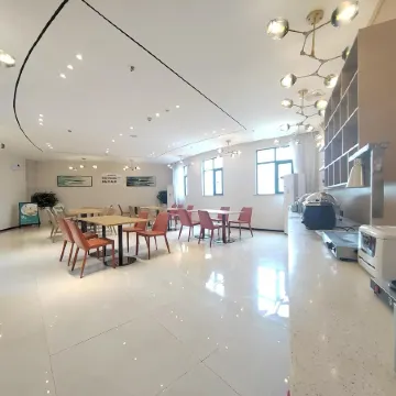City Comfort Inn Hotel (Xiaogan Xiaochang Bus Terminal)