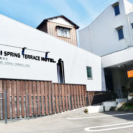 ATAMI SPRING TERRACE HOTEL Отели рядом с достопримечательностью «Izusan Jinja Shrine»