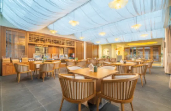 Pan Zhi Hua Rezen Hotel