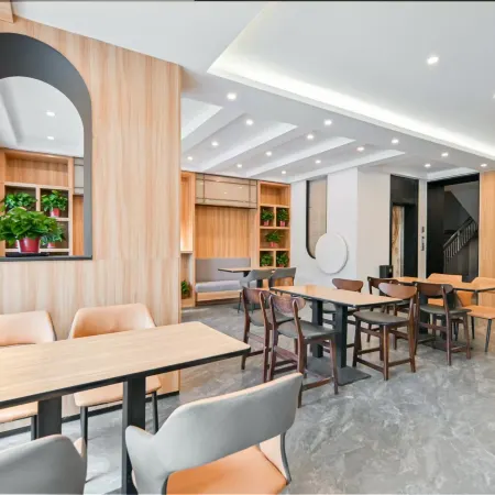 Homeinn Ripple Hotel (Nanjing Lukou Airport Tongshan Subway Station) Отели рядом с Аэропорт Нанкин