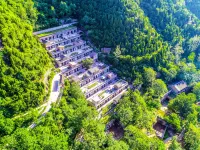 Mount Yunqiu Yaodong Courtyard