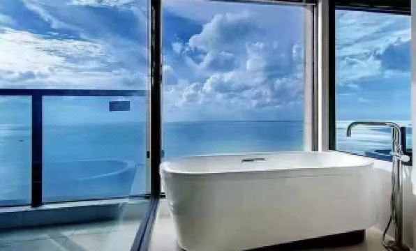 Beihai Linhai Seaview Art Holiday Apartment(北部湾一号临海·艺术海景度假公寓) - 2026 ...