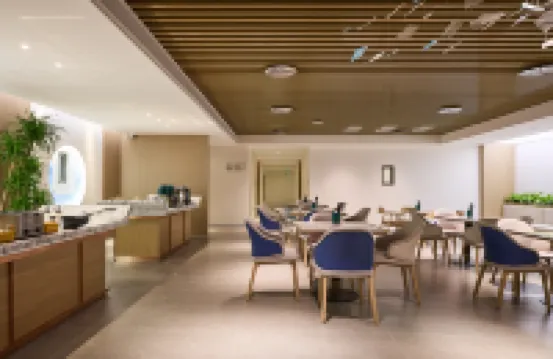 Seclusion Design Hotel(Fuzhou Railway Station South Square Store)