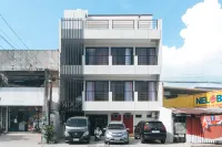 RedDoorz @ Aerial Hotel Los Baños Hôtels à proximité de : Robinsons Town Mall Los Baños