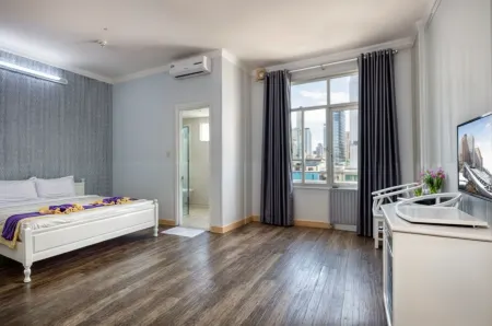 CCT Luxury Hotel