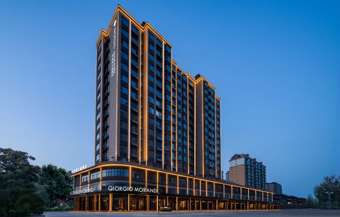 The GiorgioMorandi Hotels (Huangting Road Boya Jun)